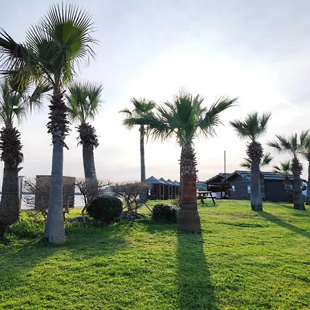 Thalassa With Swimming Pool