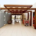 Thalassa With Swimming Pool *