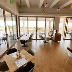 Thalassa With Swimming Pool *