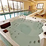 Thalassa With Swimming Pool Apartment
